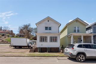 305 WASHINGTON AVE, Charleroi Boro, PA 15022