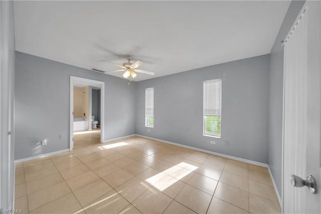 2321 Kismet PKWY E, Cape Coral, FL 33909