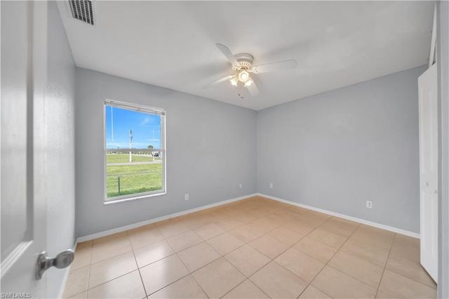 2321 Kismet PKWY E, Cape Coral, FL 33909
