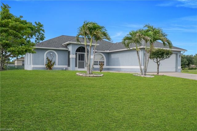 2321 Kismet PKWY E, Cape Coral, FL 33909