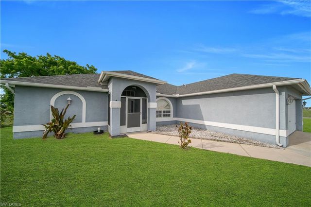 2321 Kismet PKWY E, Cape Coral, FL 33909