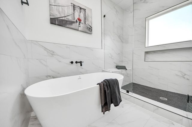 2434 Harrington Street, Houston, TX 77026