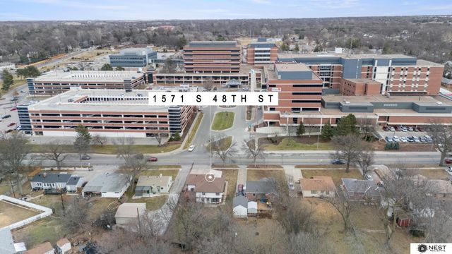1571 S 48th Street, Lincoln, NE 68506