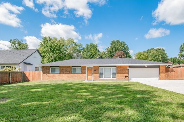 63 Ernest Drive, Tallmadge, OH 44278
