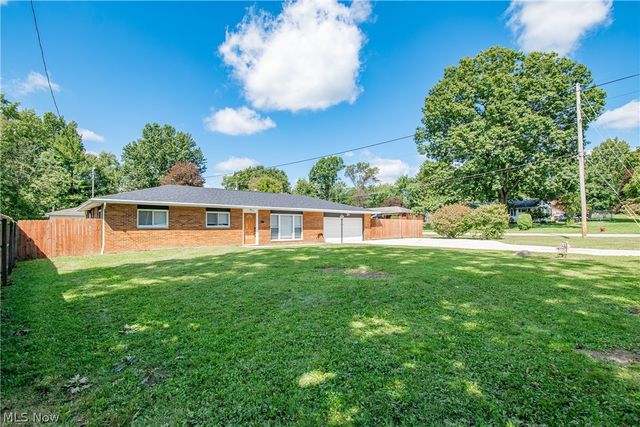 63 Ernest Drive, Tallmadge, OH 44278
