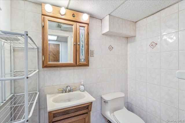 73-51 70th Street, Glendale, NY 11385