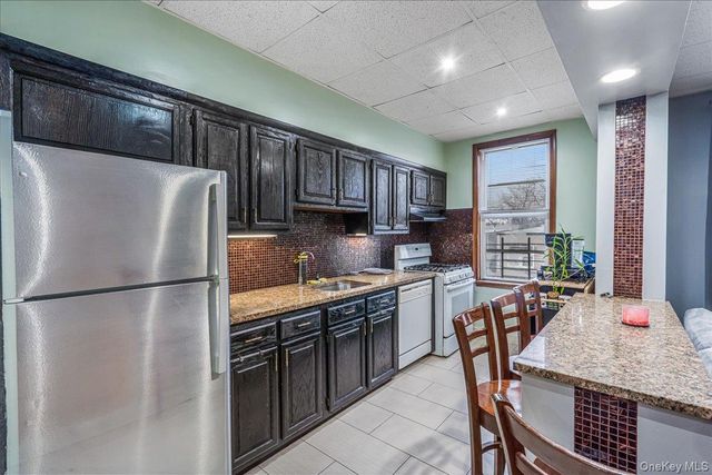 73-51 70th Street, Glendale, NY 11385