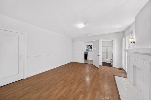 139 S Manhattan 145, Los Angeles, CA 90004