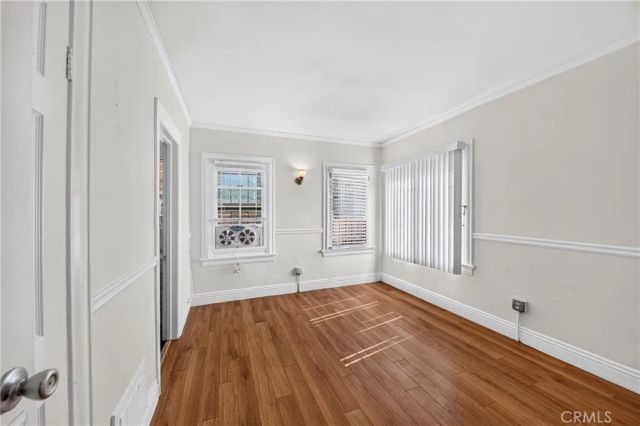 139 S Manhattan 145, Los Angeles, CA 90004