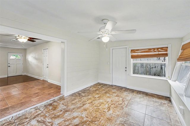 5529 57TH AVENUE N, St Petersburg, FL 33709