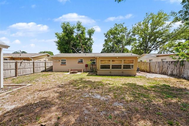 5529 57TH AVENUE N, St Petersburg, FL 33709