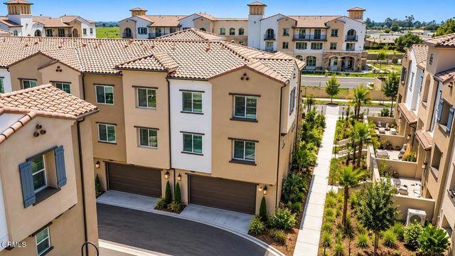 571 Via Chelsea, Camarillo, CA 93012