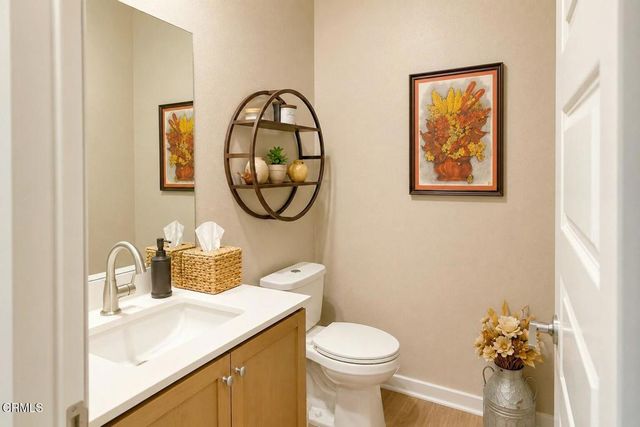 571 Via Chelsea, Camarillo, CA 93012