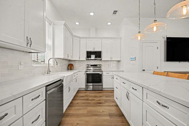 3918 Palmdale Court, Galveston, TX 77554