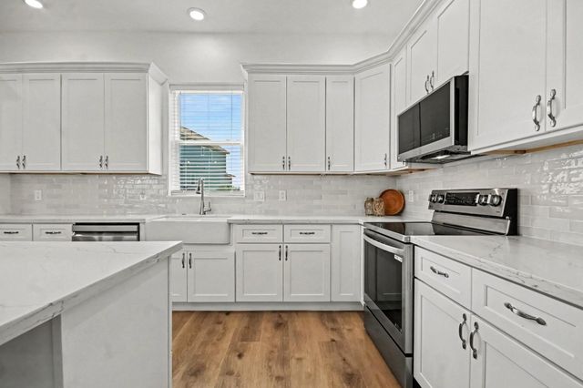 3918 Palmdale Court, Galveston, TX 77554