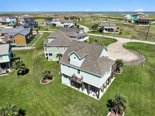 3918 Palmdale Court, Galveston, TX 77554