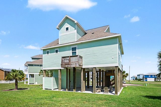 3918 Palmdale Court, Galveston, TX 77554
