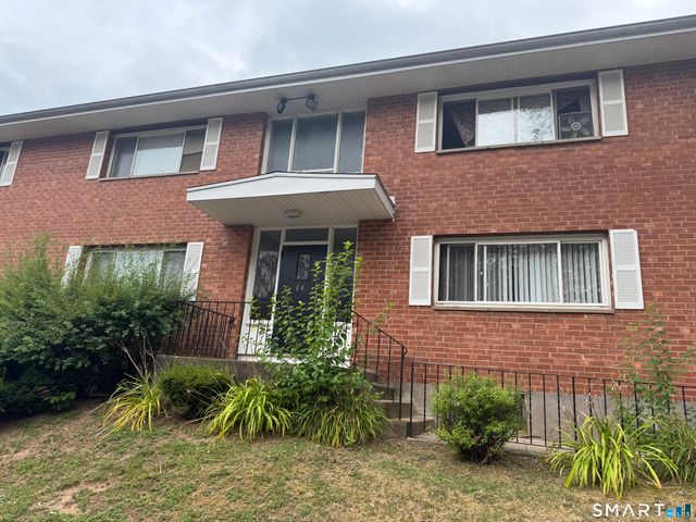 44 Racebrook Road B, East Hartford, CT 06108