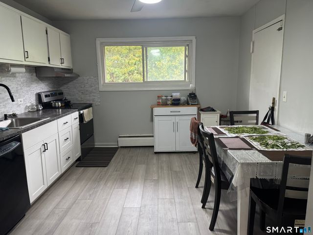 44 Racebrook Road B, East Hartford, CT 06108