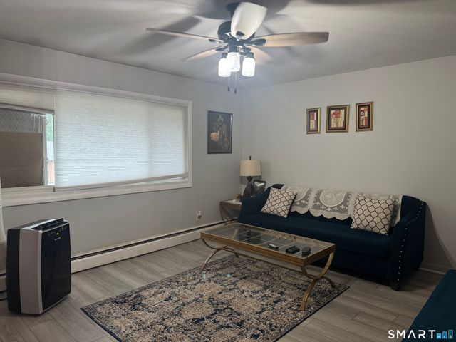 44 Racebrook Road B, East Hartford, CT 06108