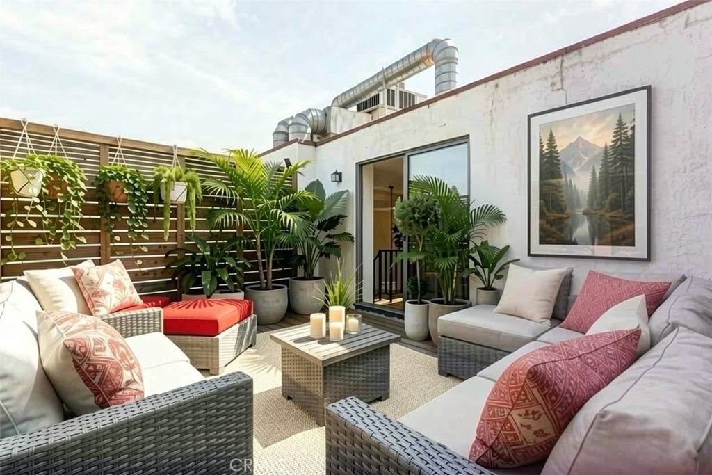 12930 Valleyheart 9, Studio City, CA 91604 — photo 2