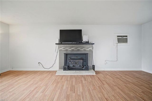 3809 Bent Branch DR, Virginia Beach, VA 23452