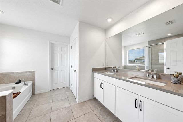 2960 ANGELONIA THORN WAY, Clermont, FL 34711
