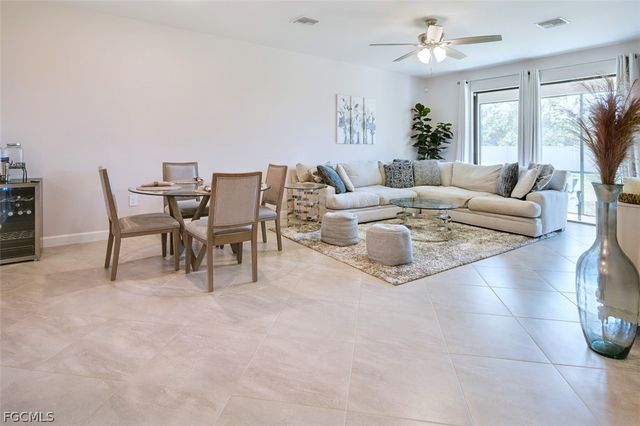 14195 Pine Lodge LN, Fort Myers, FL 33913