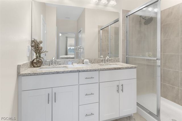 14195 Pine Lodge LN, Fort Myers, FL 33913