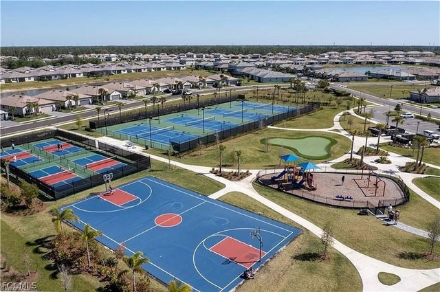 14195 Pine Lodge LN, Fort Myers, FL 33913