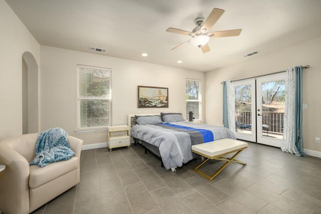 548 Crazy Horse Ct, Cameron Park, CA 95682