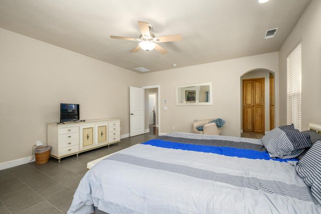 548 Crazy Horse Ct, Cameron Park, CA 95682