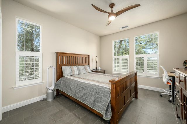 548 Crazy Horse Ct, Cameron Park, CA 95682