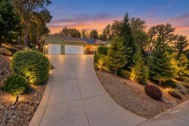548 Crazy Horse Ct, Cameron Park, CA 95682