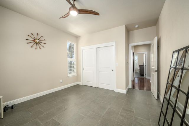 548 Crazy Horse Ct, Cameron Park, CA 95682