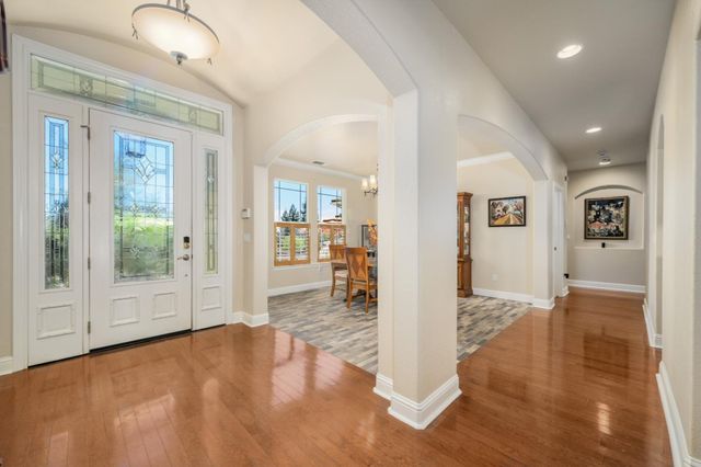 548 Crazy Horse Ct, Cameron Park, CA 95682