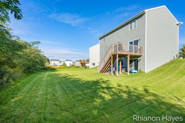 10894 Vine Leaf Circle, Allendale, MI 49401