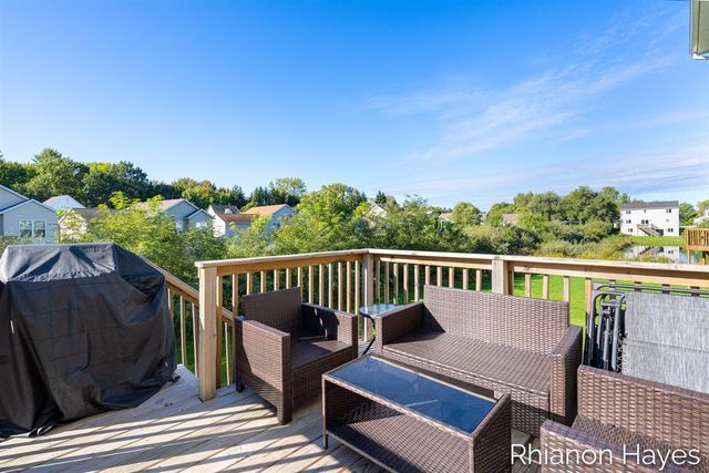 10894 Vine Leaf Circle, Allendale, MI 49401