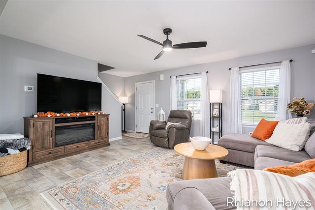 10894 Vine Leaf Circle, Allendale, MI 49401