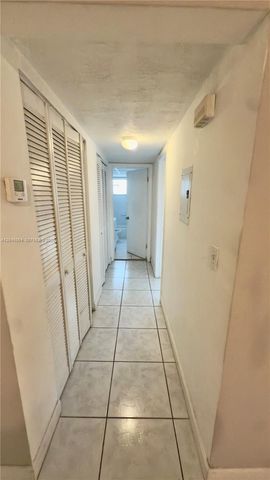 1855 NE 121st St 16, North Miami, FL 33181