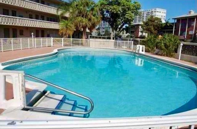 1855 NE 121st St 16, North Miami, FL 33181