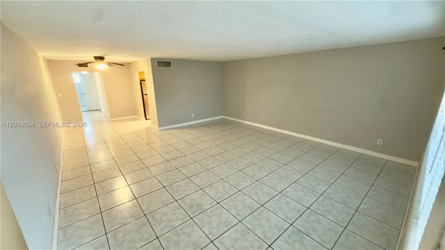 1855 NE 121st St 16, North Miami, FL 33181
