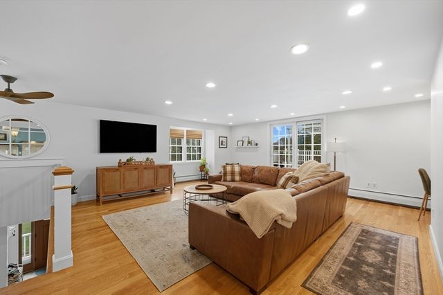 4 Ciaramitaro Ct, Gloucester, MA 01930