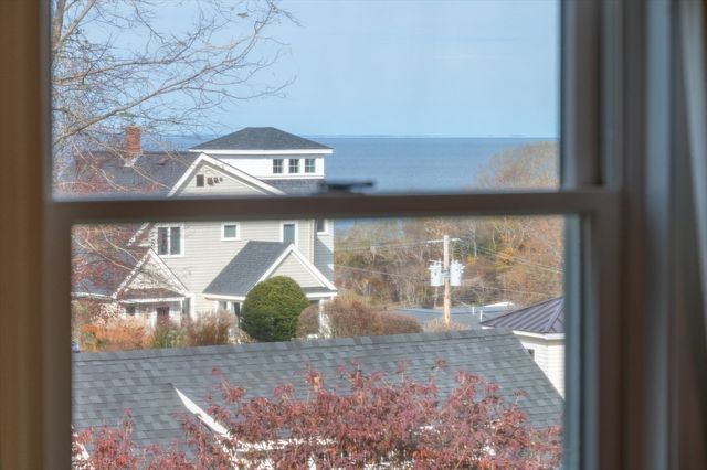 4 Ciaramitaro Ct, Gloucester, MA 01930