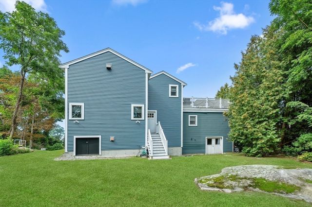 4 Ciaramitaro Ct, Gloucester, MA 01930