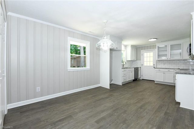 3506 Treeview Lane, Browns Summit, NC 27214