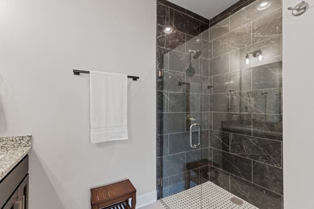 1147 Malinda Ln, Greenbrier, TN 37073