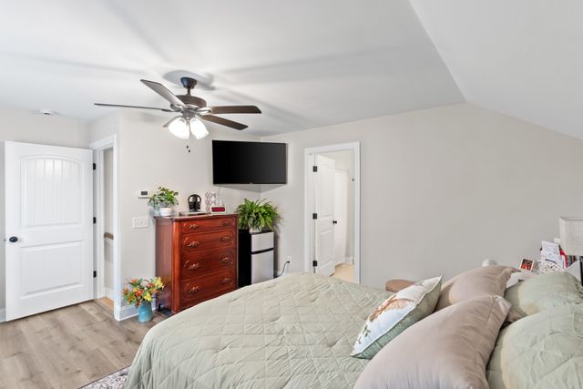 1147 Malinda Ln, Greenbrier, TN 37073