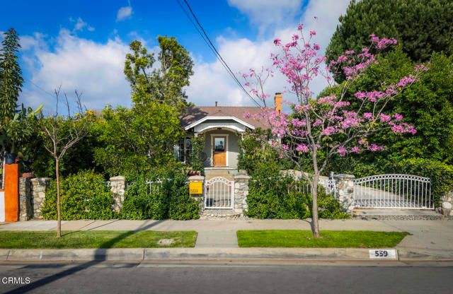 559 MacDonald Street, Pasadena, CA 91103