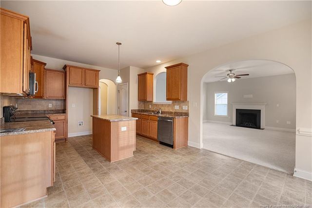 298 Porlock Way, Raeford, NC 28376